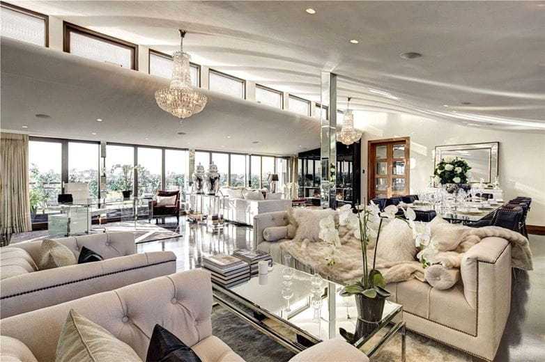 3 bedroom flat, Harrington Road, South Kensington SW7 - Available