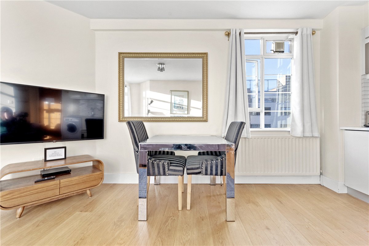 1 bedroom flat, Sloane Avenue, Chelsea SW3 - Available