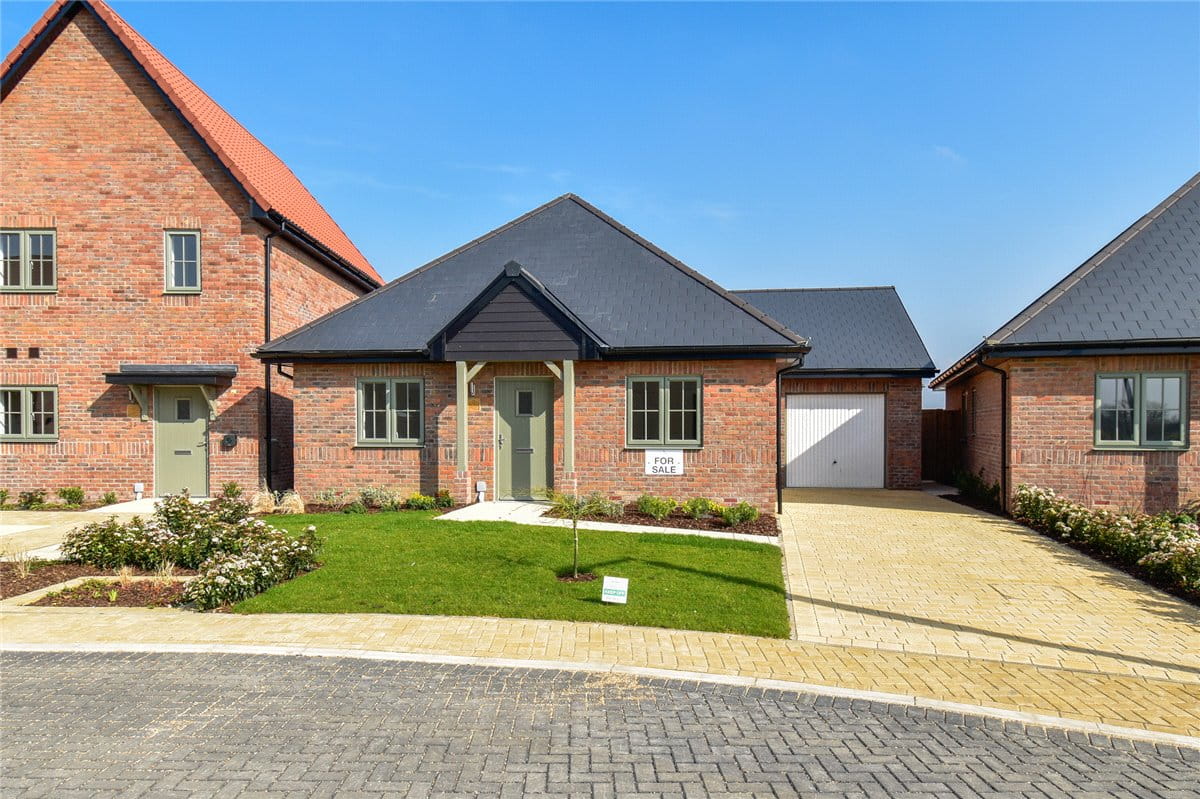 2 bedroom bungalow, Levington Lane, Bucklesham IP10 - Sold STC