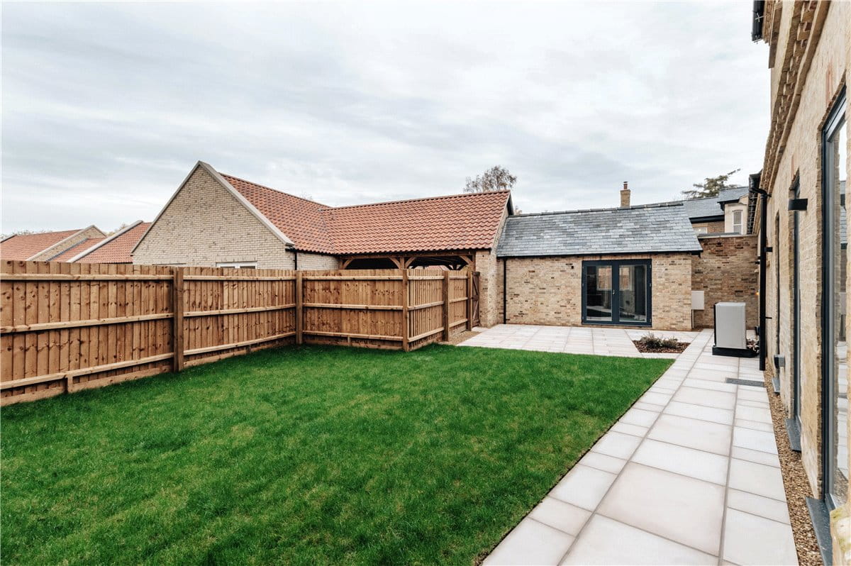 4 bedroom house, London Road, Chatteris PE16 - Available