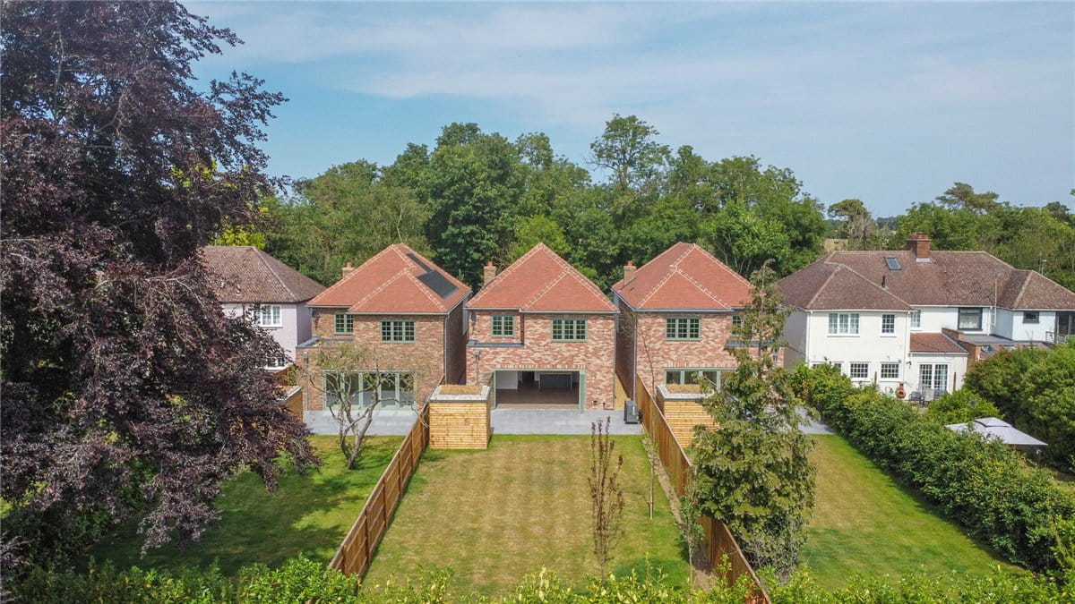 4 bedroom house, Hauxton Road, Little Shelford CB22 - Sold STC