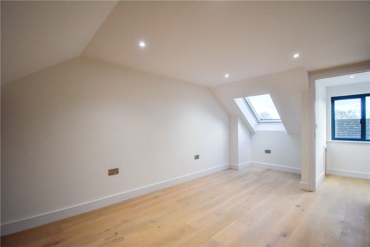 3 bedroom house, High Street, Chesterton CB4 - Available