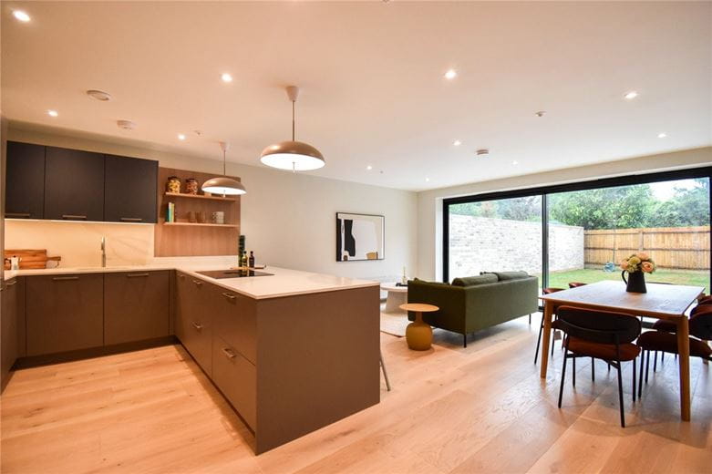 4 bedroom house, Fitzwilliam Road, Off Brooklands Avenue, Cambridge CB2 - Available