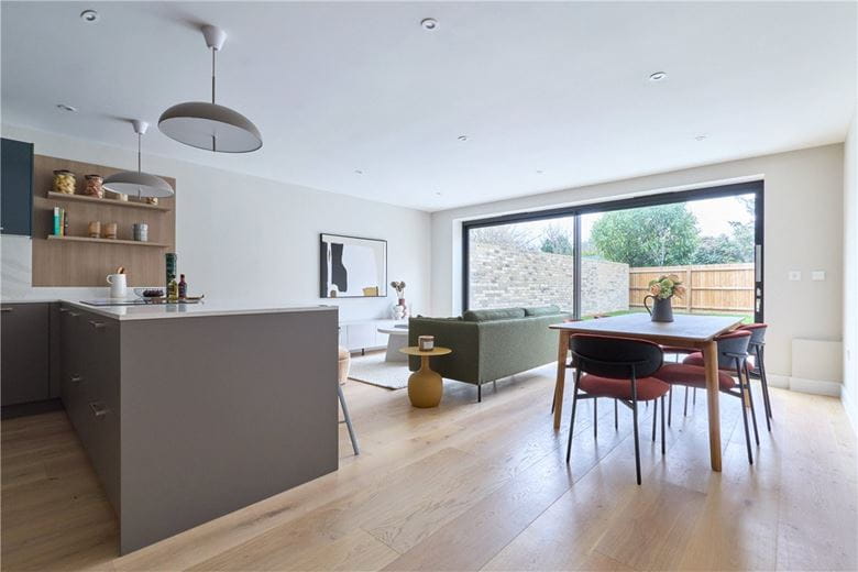 4 bedroom house, Fitzwilliam Road, Off Brooklands Avenue, Cambridge CB2 - Available