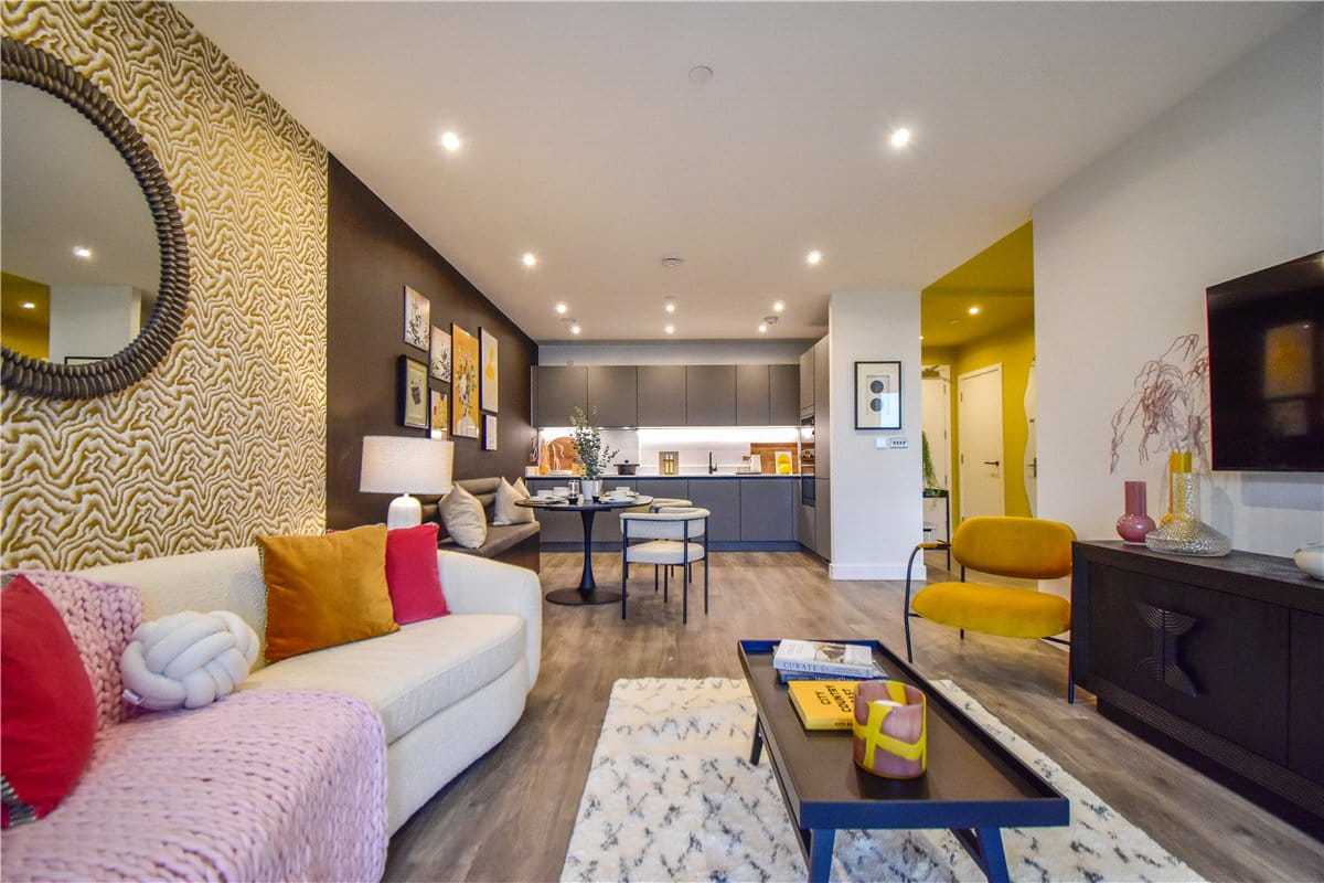 1 bedroom flat, Knights Park, Eddington CB3 - Available