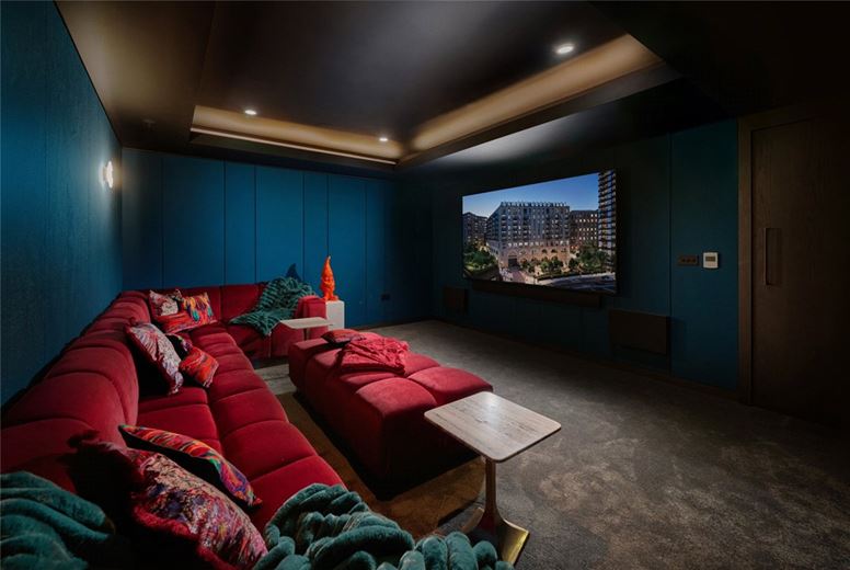 3 bedroom flat, Camden Goods Yard, Chalk Farm Road NW1 - Available