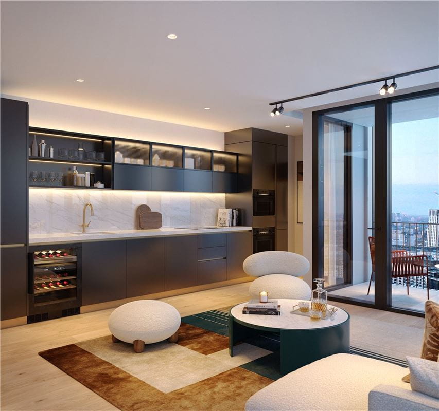 3 bedroom flat, York Road, London SW11 - Available