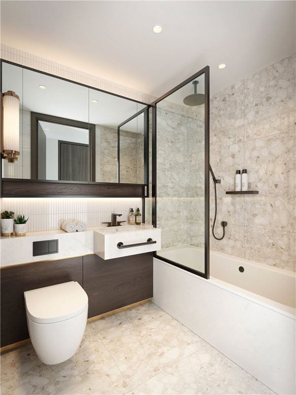 3 bedroom flat, York Road, London SW11 - Available