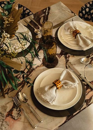 3 bedroom flat, Camden Goods Yard, Chalk Farm Road NW1 - Available