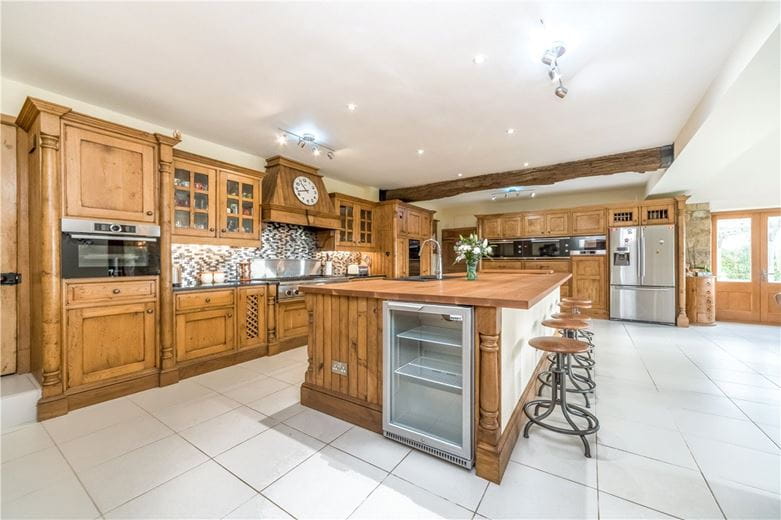 6 bedroom house, Norwood, Near Harrogate HG3 - Available