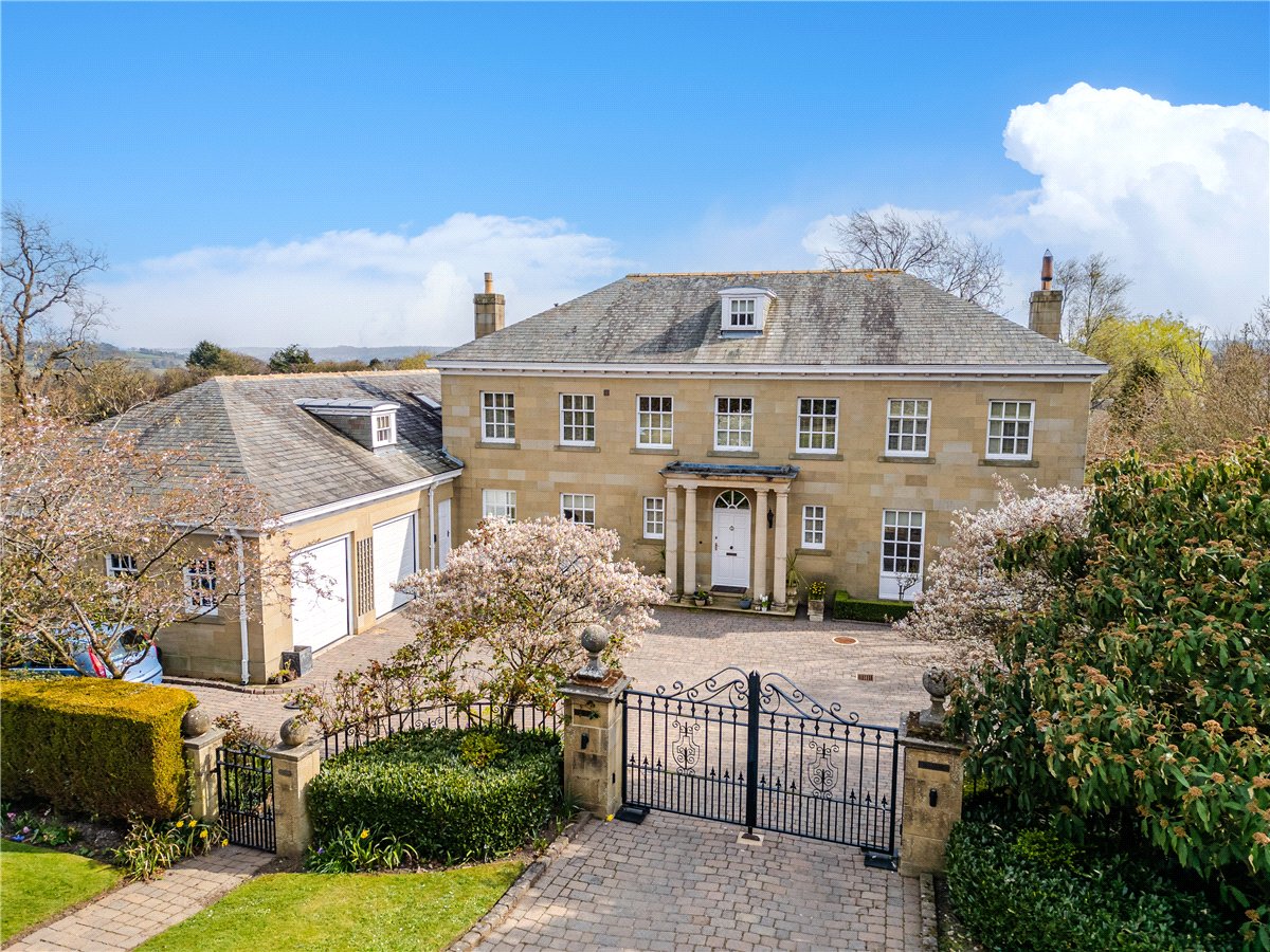 6 bedroom house, Crag Lane, Huby LS17 - Available