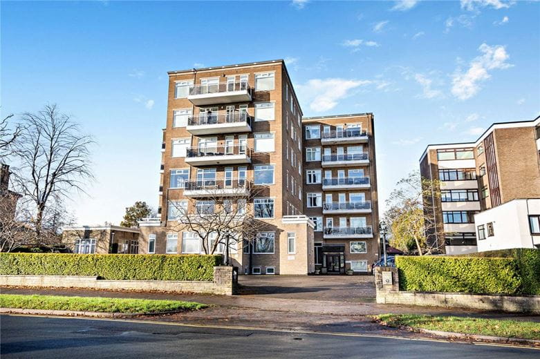 2 bedroom flat, 3 Beech Grove House, Beech Grove HG2 - Sold