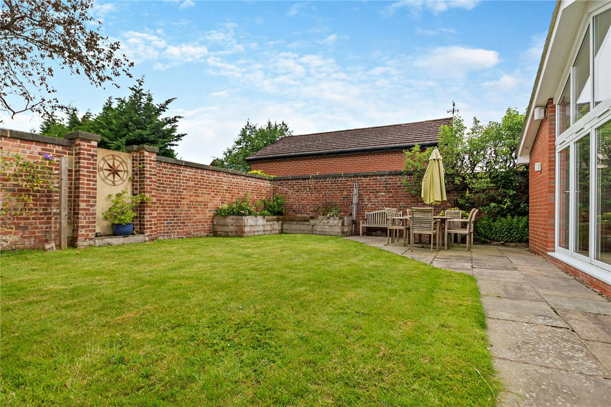 5 bedroom house, Rossett Green Lane, Harrogate HG2 - Sold