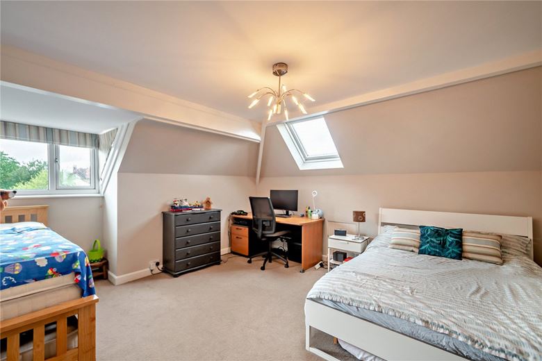 5 bedroom house, Rossett Green Lane, Harrogate HG2 - Sold