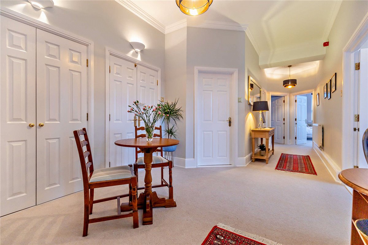 2 bedroom flat, Apartment 9, Ellis House, Ellis Court HG1 - Sold