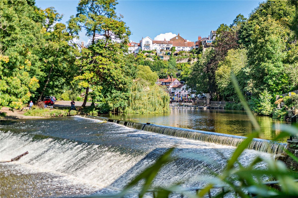 2 bedroom house, Castle Mills, Knaresborough HG5 - Sold