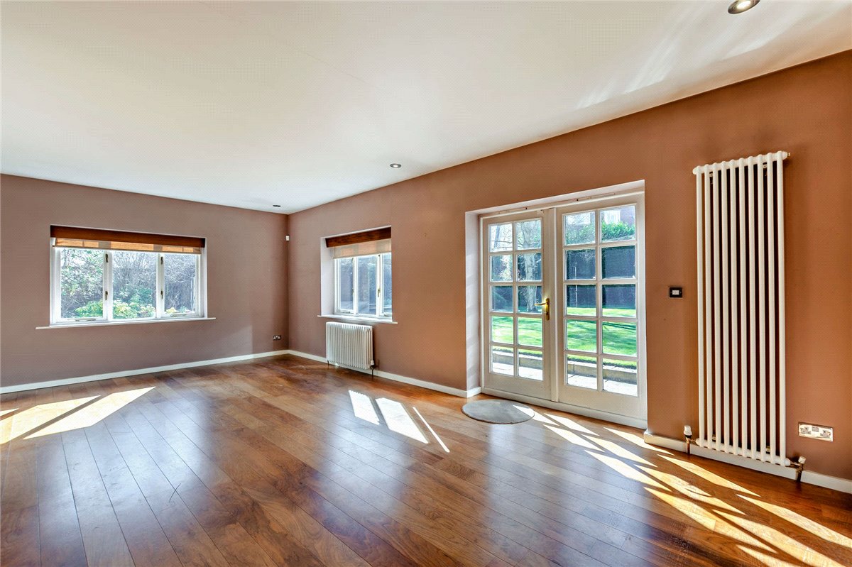 5 bedroom house, Langcliffe Avenue, Harrogate HG2 - Sold