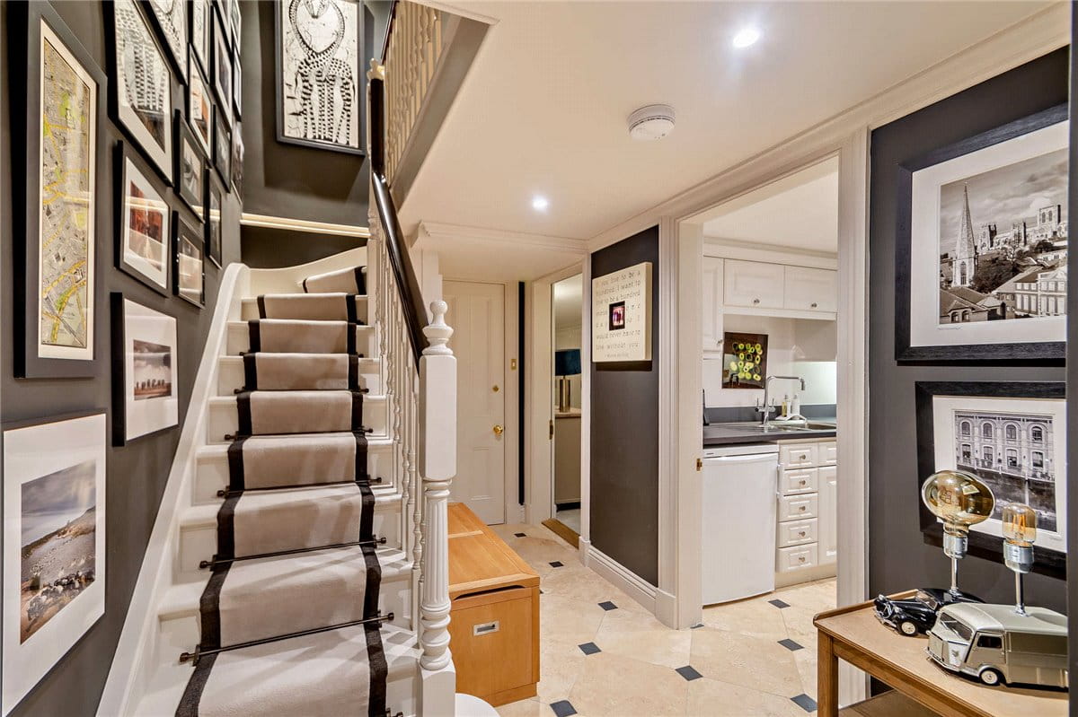 5 bedroom house, Queen Parade, Harrogate HG1 - Sold