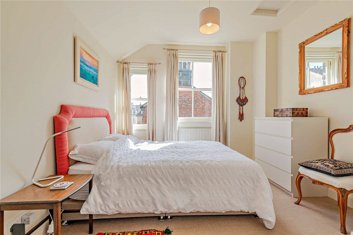 5 bedroom house, Church Square, Harrogate HG1 - Available