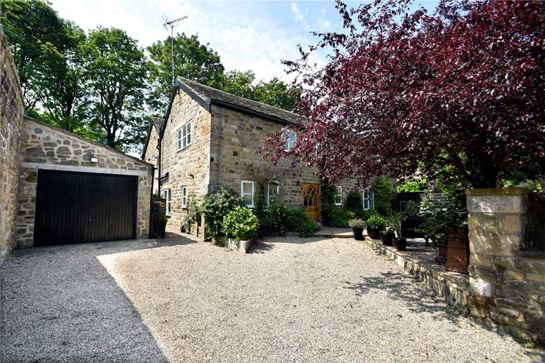 4 bedroom house, Main Street, Pannal HG3 - Available