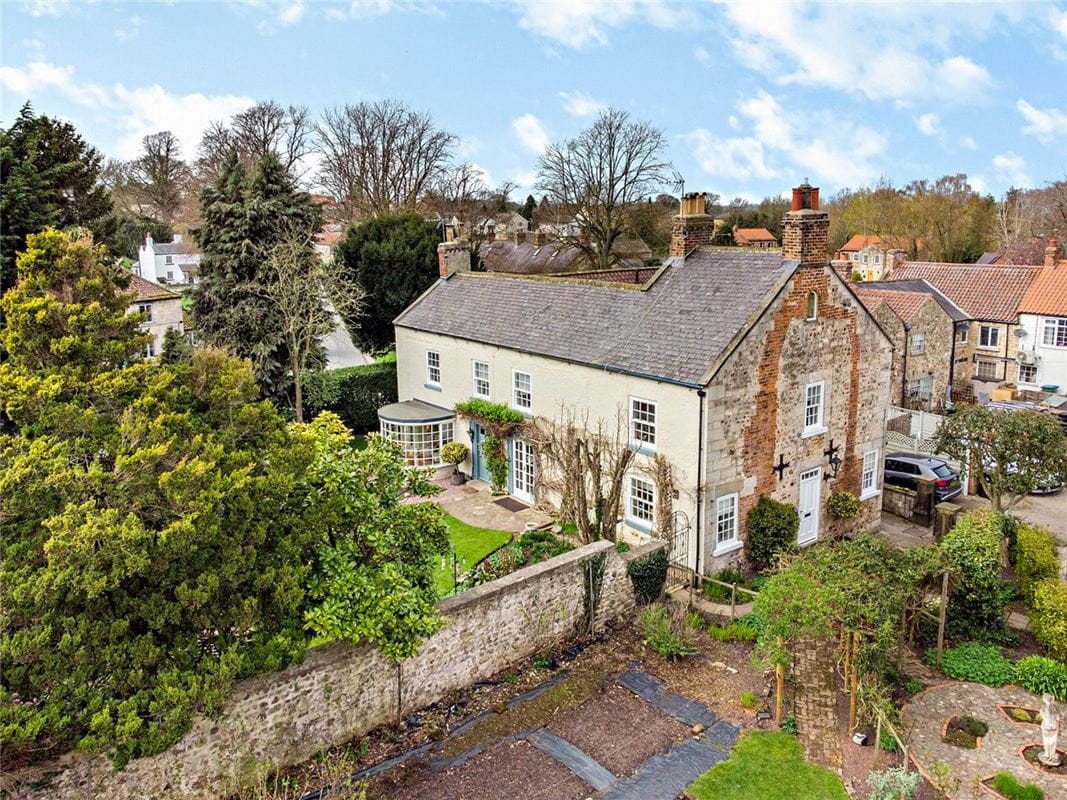 4 bedroom house, Burton Leonard, Near Harrogate HG3 - Available