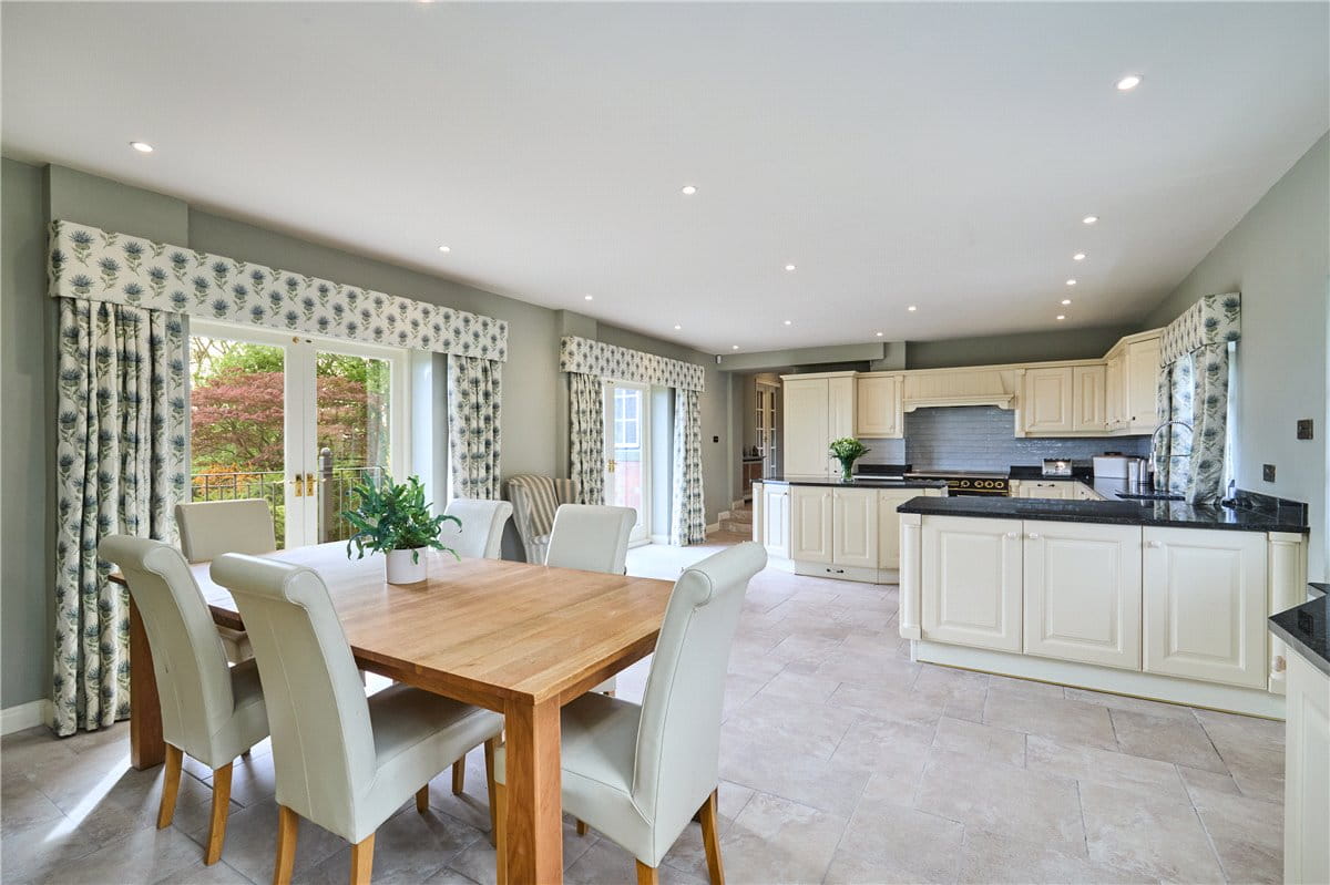 6 bedroom house, Burley Woodhead, Near Ilkley LS29 - Available