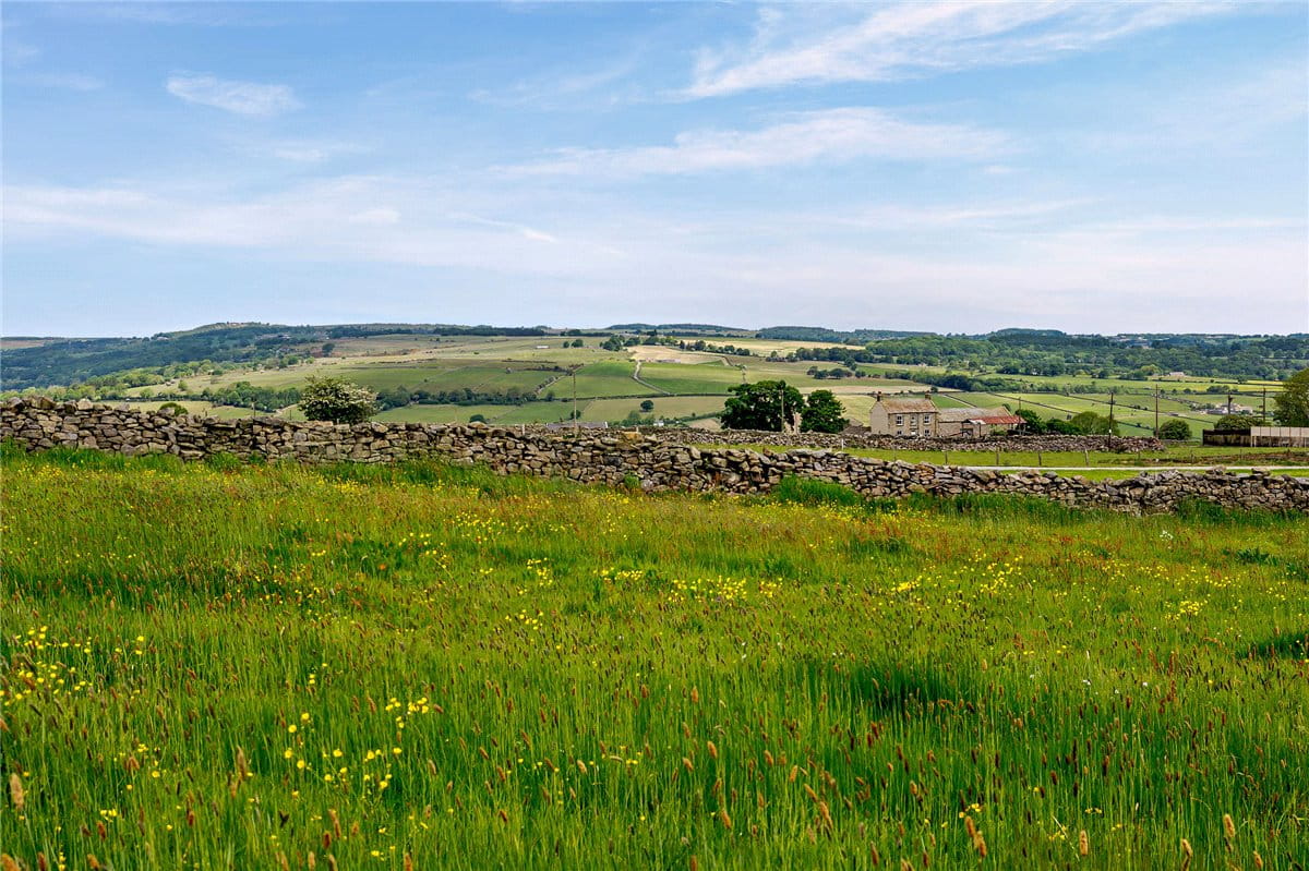 4 bedroom house, Stumps Lane, Darley HG3 - Available