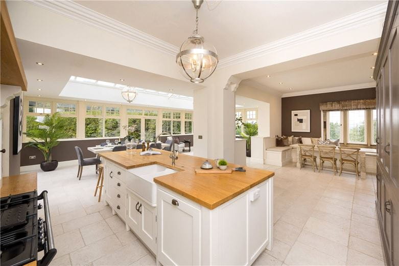 6 bedroom house, Moor Lane, Burley in Wharfedale LS29 - Sold STC