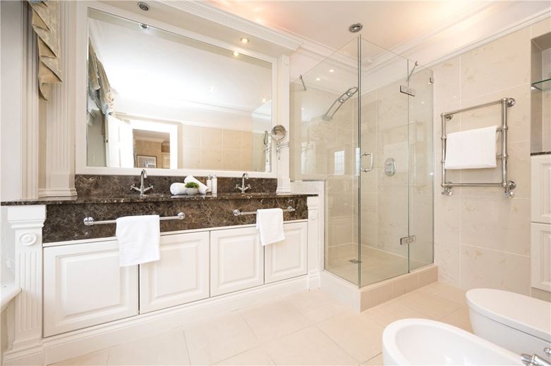 6 bedroom house, Moor Lane, Burley in Wharfedale LS29 - Sold STC