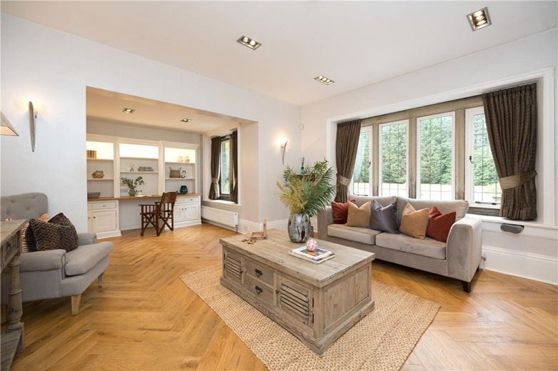 6 bedroom house, Moor Lane, Burley in Wharfedale LS29 - Sold STC