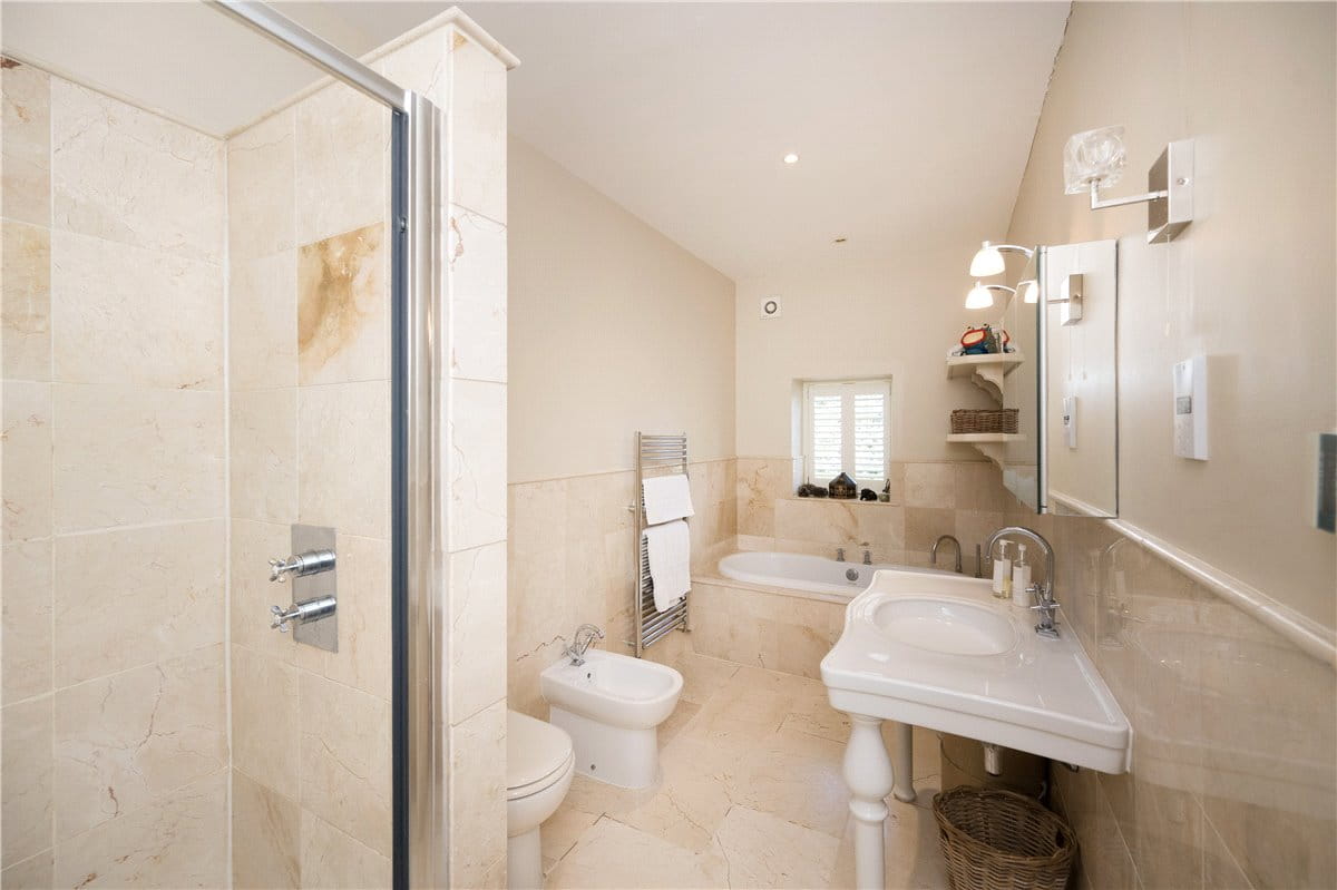 4 bedroom house, Scotton Lodge, Scotton HG5 - Available