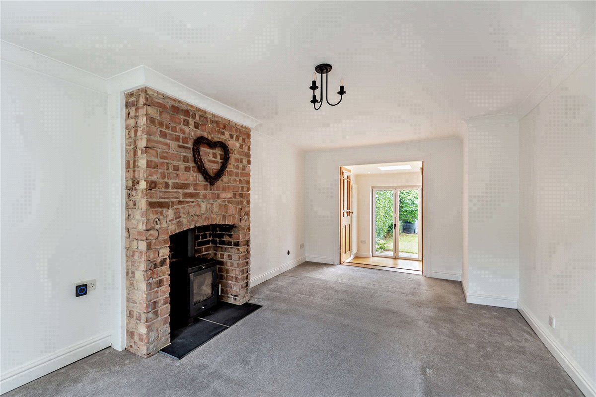 4 bedroom house, Hillside, Follifoot HG3 - Available