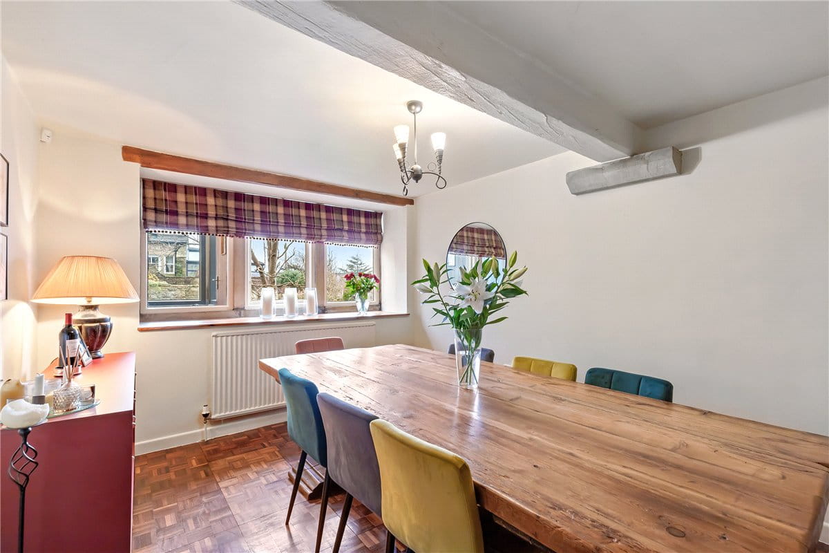 5 bedroom house, West Lane, Bradley BD20 - Available