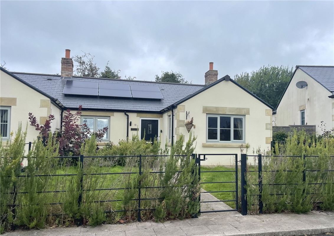 2 bedroom bungalow, Loach Field Close, Hurst Green BB7 - Sold STC