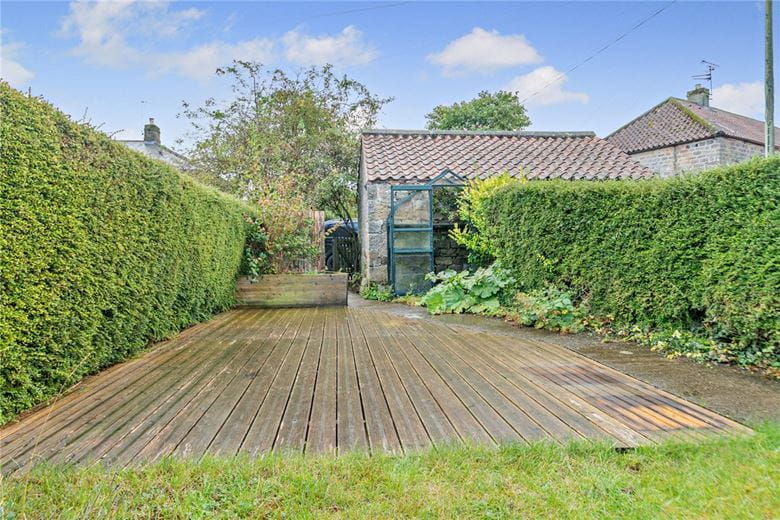 2 bedroom house, Main Street, Ripley HG3 - Available