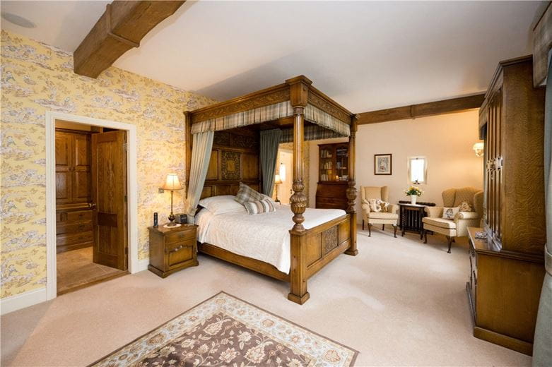 5 bedroom house, Felliscliffe, Near Harrogate HG3 - Available