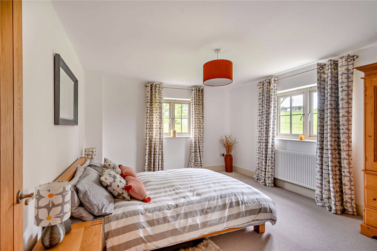 5 bedroom house, Main Street, Kirkby Malzeard HG4 - Available