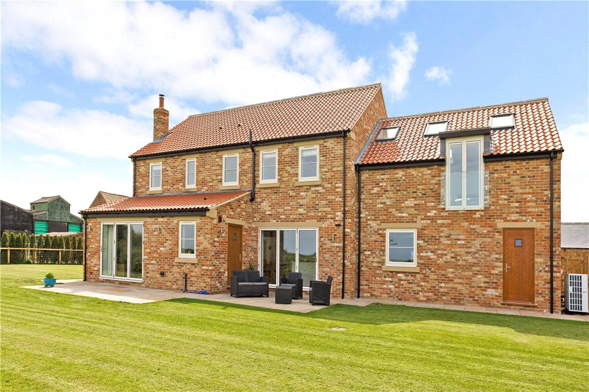 4 bedroom house, Marton Meadow, Marton le Moor HG4 - Available
