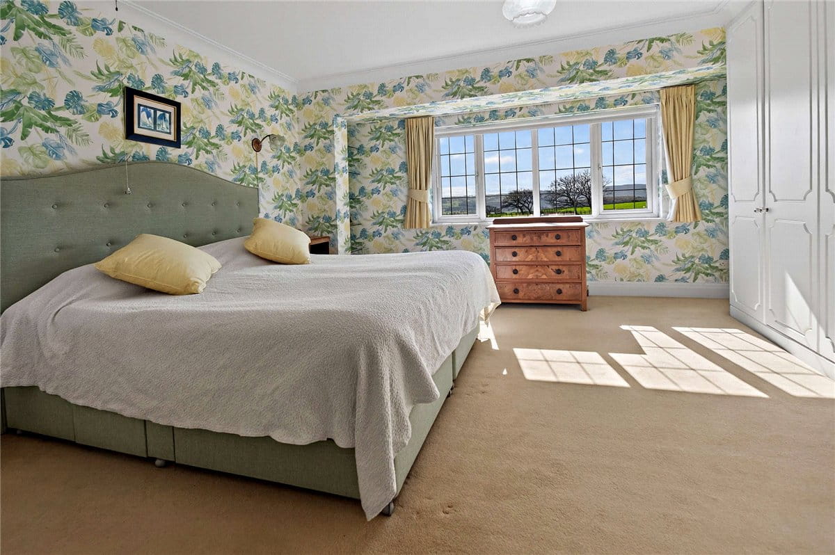 4 bedroom house, Merrybank Lane, Huby LS17 - Available