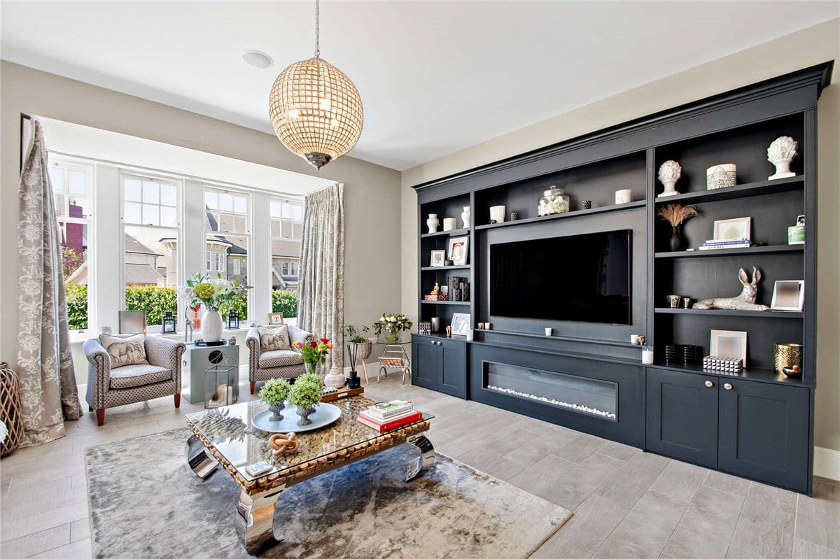 5 bedroom house, Sussex Avenue, Harrogate HG1 - Available