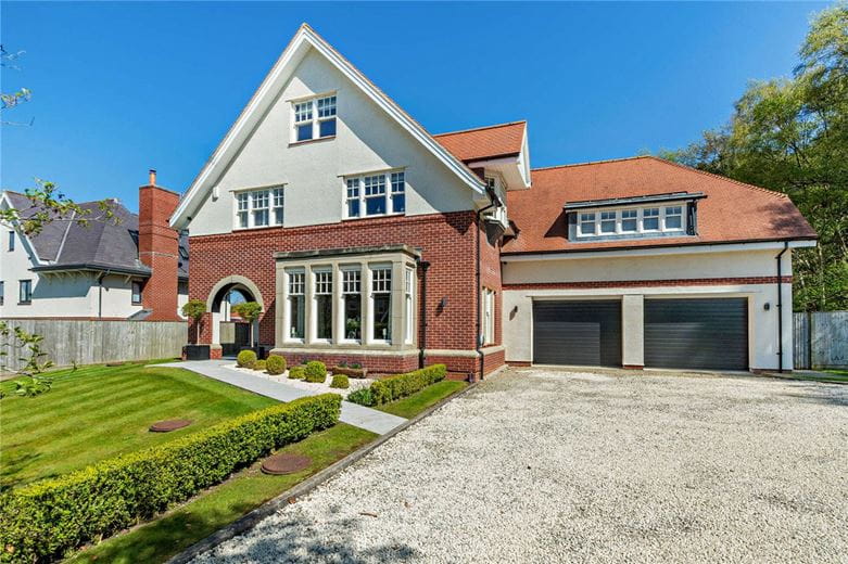 5 bedroom house, Sussex Avenue, Harrogate HG1 - Available