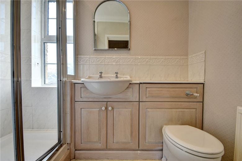 2 bedroom cottage, Elmwood Terrace, Collingham LS22 - Available