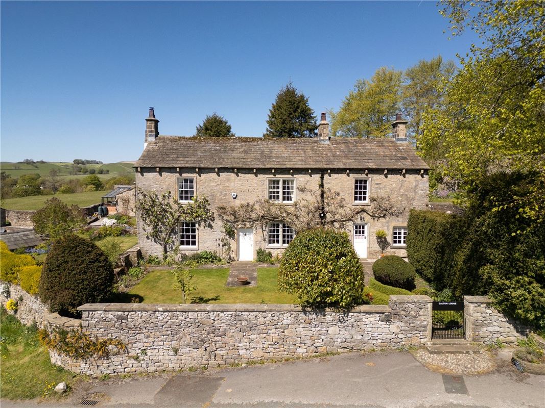 3 bedroom house, Calton, Near Skipton BD23 - Available
