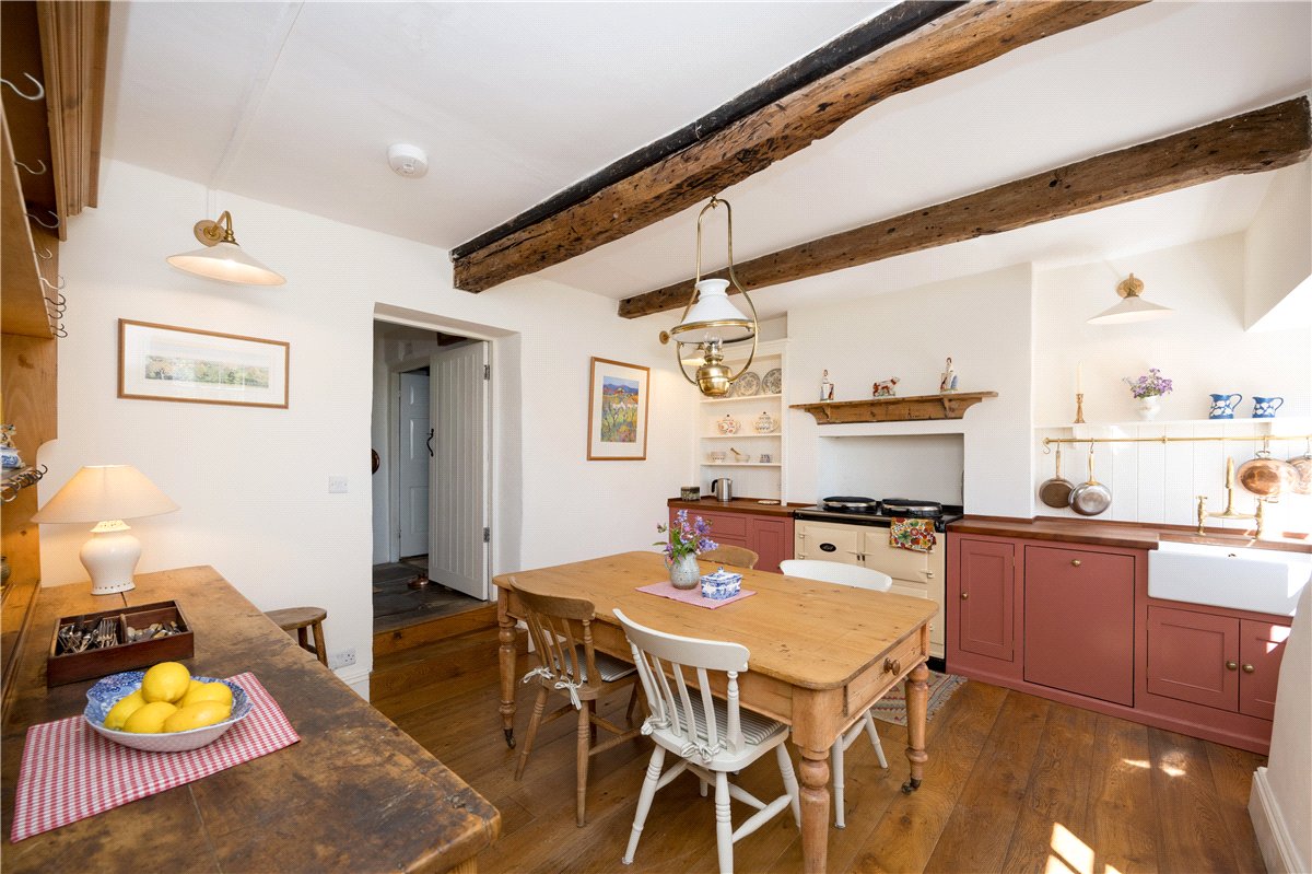 3 bedroom house, Calton, Near Skipton BD23 - Available
