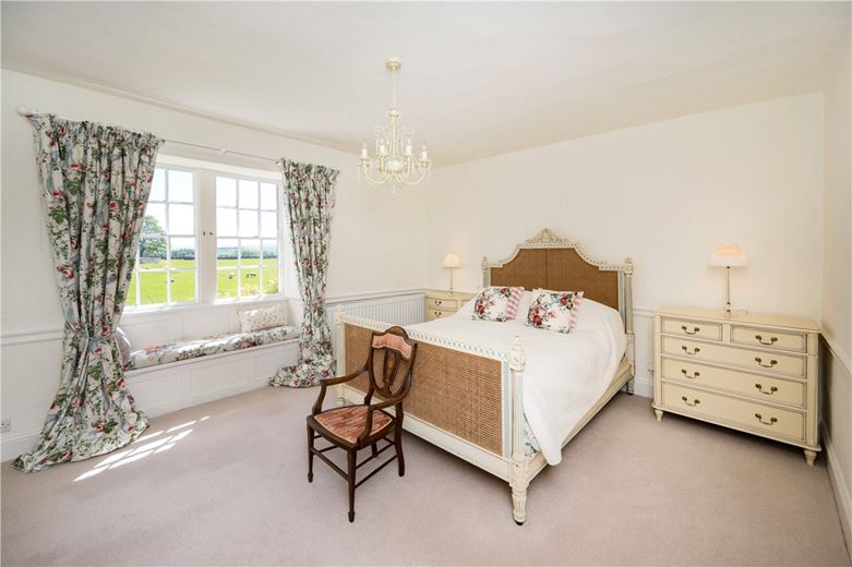 3 bedroom house, Calton, Near Skipton BD23 - Available