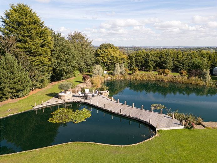 4 bedroom house, Manor House, Keeper Lane BD4 - Available