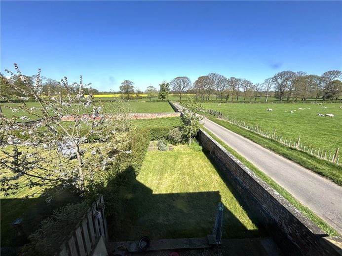 2 bedroom cottage, 1 Myton Grange Cottage, Myton On Swale YO61 - Available