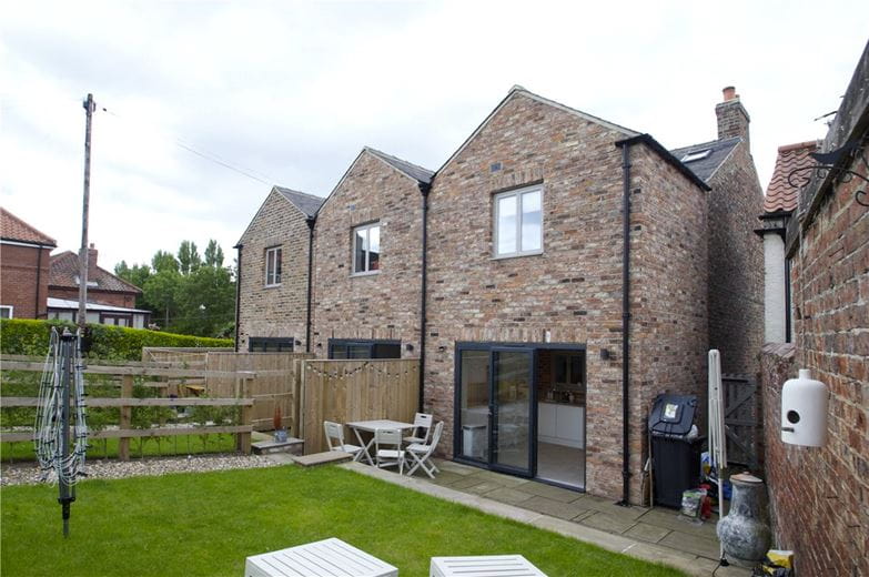2 bedroom house, The Cottages, Kirk Hammerton YO26