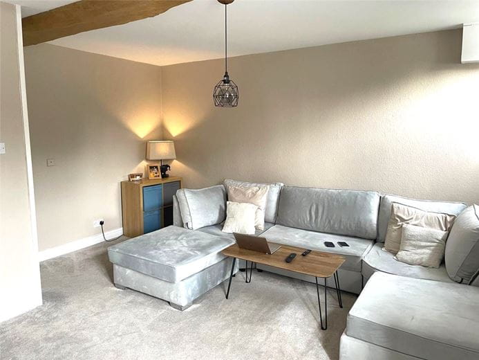 3 bedroom house, Main Street, Ledston WF10