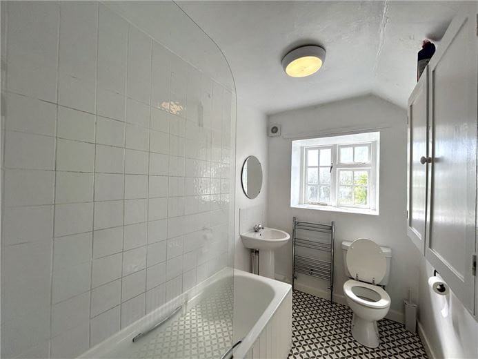 3 bedroom house, Main Street, Ledston WF10